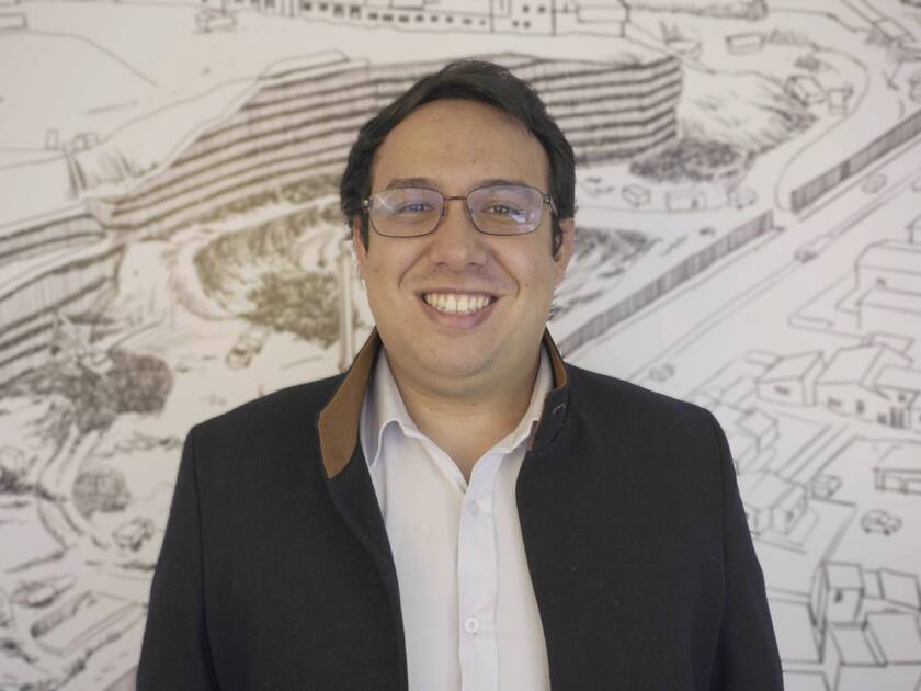 CARLOS CORREDOR